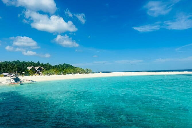 4-hour Private Van Rental in Puerto Princesa - Using the rental for airport or cruise transfers