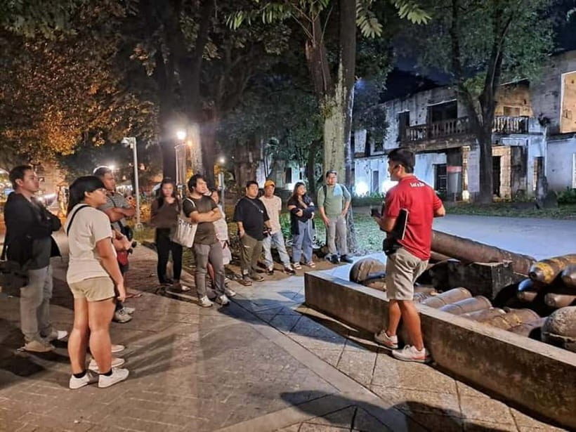 A Night in Old Manila: Intramuros Walking Tour - Memorare Manila 1945 and the difficult wartime past