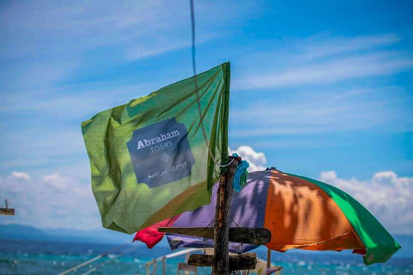 Bohol: Pamilacan Island Dolphin/Turtle Watching Tour & Lunch - Free time on the white-sand shore
