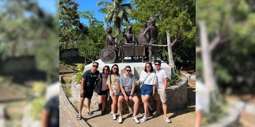 Bohol Private Tour: Chocolate Hills, Tarsiers & Loboc River - Meeting Bohol’s tiny forest residents