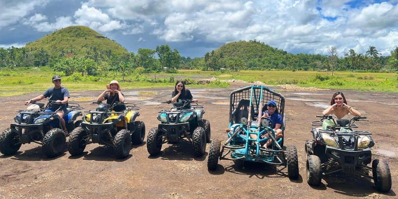 Bohol Private Tour: Chocolate Hills, Tarsiers & Loboc River - Lunch on the Loboc River
