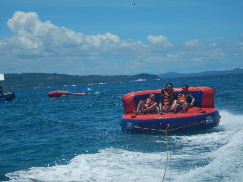 Boracay: Flying Donut Water Tubing Experience - Who should book this Boracay activity?