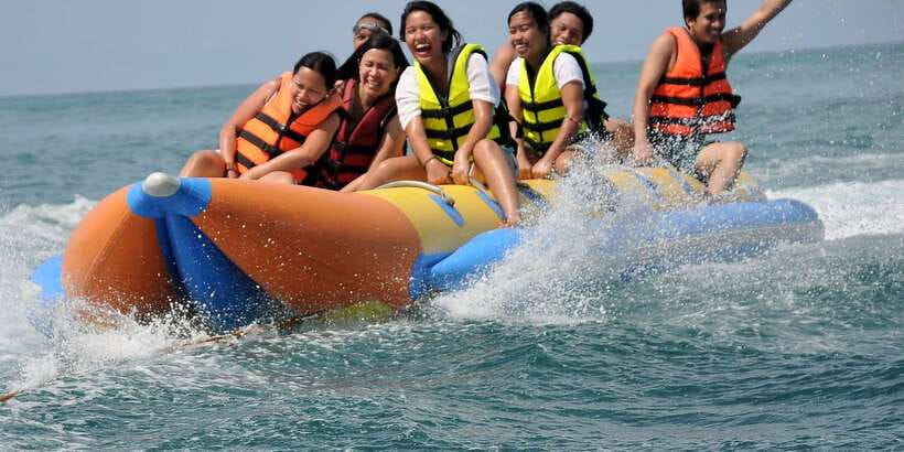 Boracay: Inflatable Banana or Dragon Boat Ride - The floating station gives you a pause