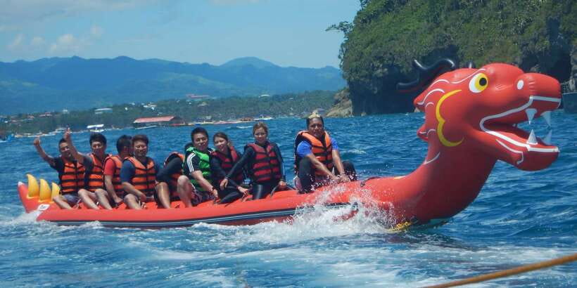Boracay: Inflatable Banana or Dragon Boat Ride - Who will enjoy this Boracay activity most