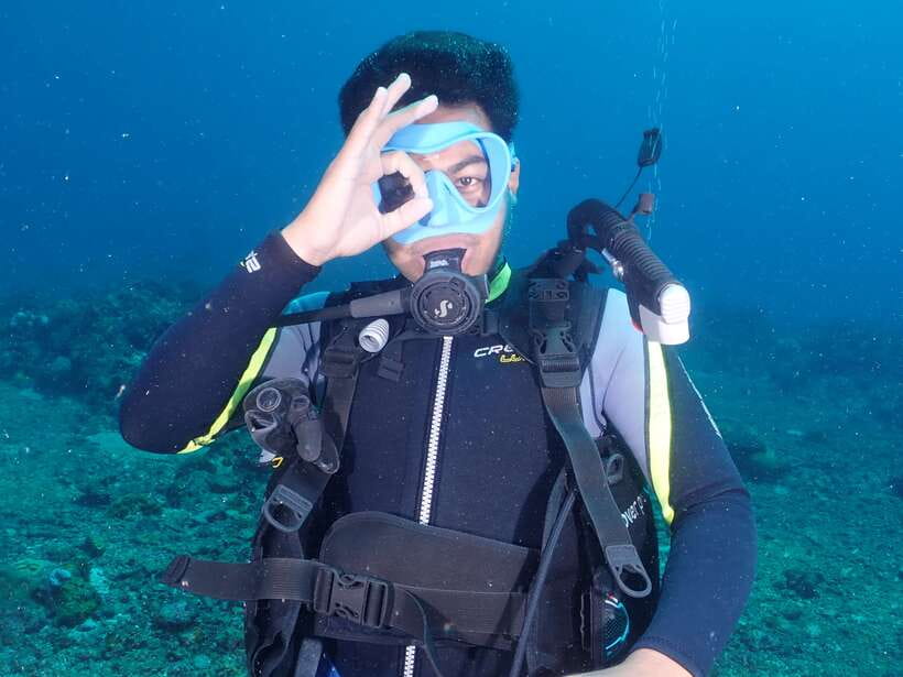 Boracay: Introduction to Scuba Diving Experience - From Tiger Sugar Cafe to your first breath underwater