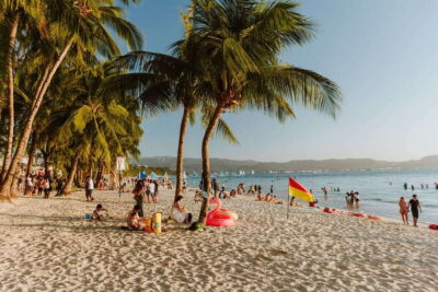 Island and Beach-Hopping Boat Tour with Snorkeling