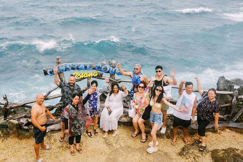 Boracay: Island Boat Tour with Crystal Cove Entry - Lunch at Tambisaan Beach