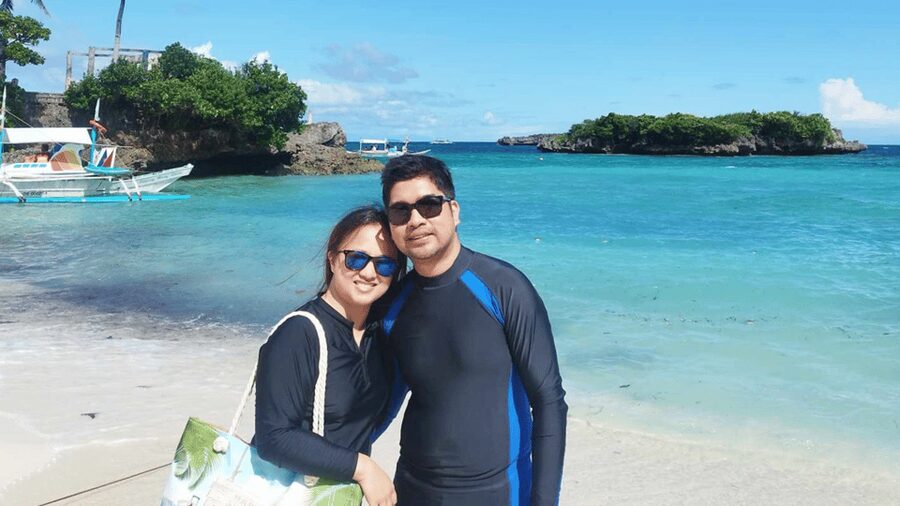 Boracay: Island Boat Tour with Crystal Cove Entry - Meeting point and what to pack