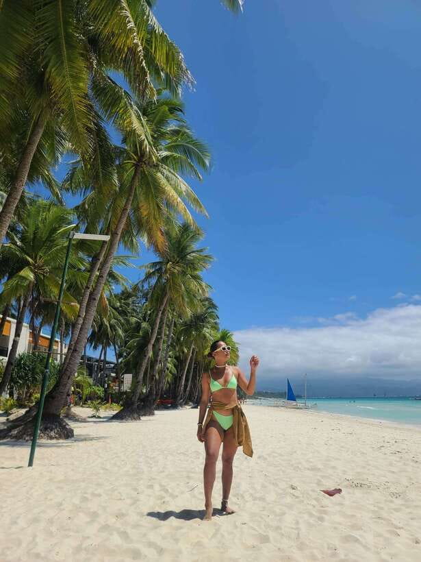 Boracay Island Hopping Experience - Who will enjoy this Boracay boat trip