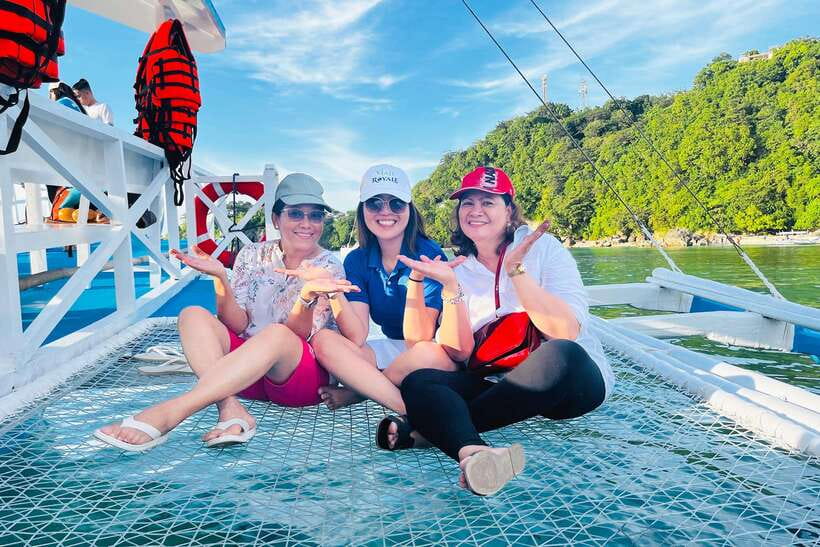 Boracay Island Rhythm Sunset Cruise - The staff make or break the evening