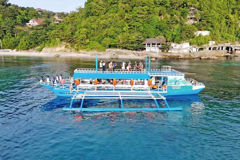 Boracay Island Rhythm Sunset Cruise - Weather, flexibility, and what to pack