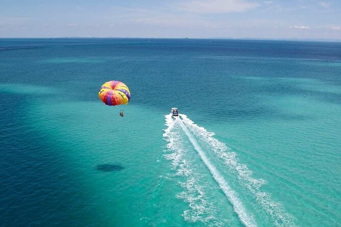 Boracay Parasailing Experience - Photos, video, and the extra cost