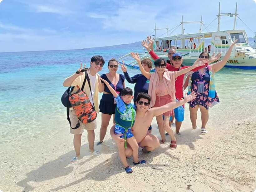 Boracay: Parasailing, Island Hopping, ATV Ride and Kawa Bath - Meeting at Astoria Station 1