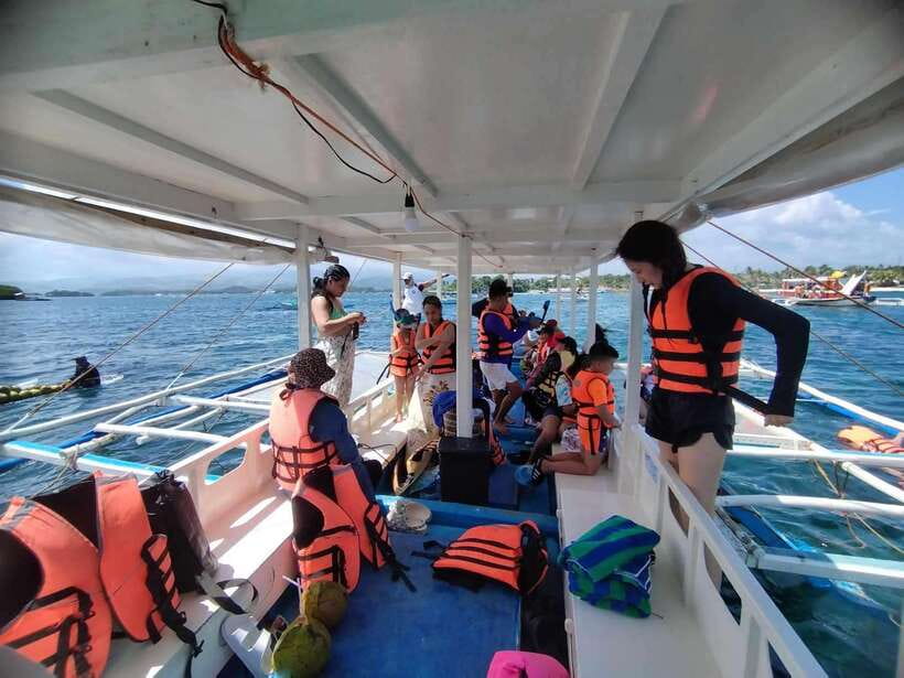 Boracay: Private Island Boat Tour and Lunch with Seaview - Out on the water in a private bangka