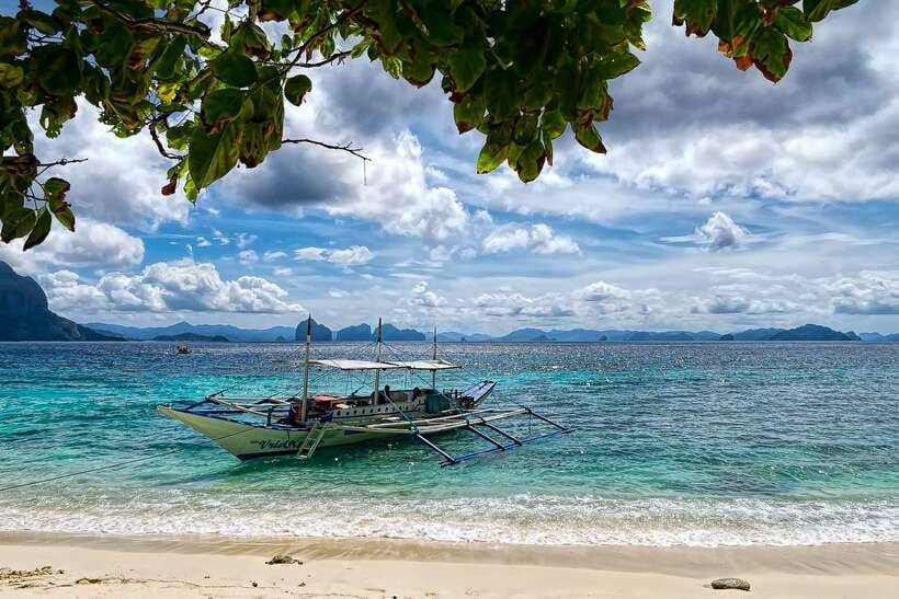 Boracay: Private Island Hopping & Snorkeling Tour - Balinghai Beach is a short scenic pause