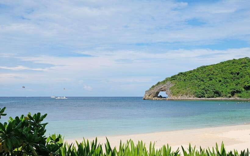 Boracay Private Land Tour - Puka Beach and the swimming option