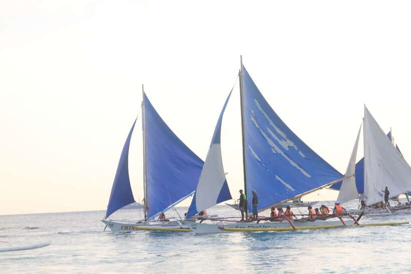Boracay: Private Traditional Bamboo Boat Sailing Tour - Who will enjoy this most