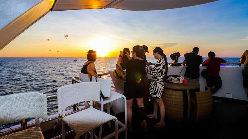 Boracay: Scenic Sunset Cruise with Live Music - Key points to know before booking