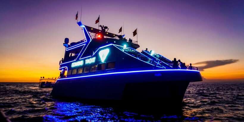 Boracay: Scenic Sunset Cruise with Live Music - Practical details that can save you trouble