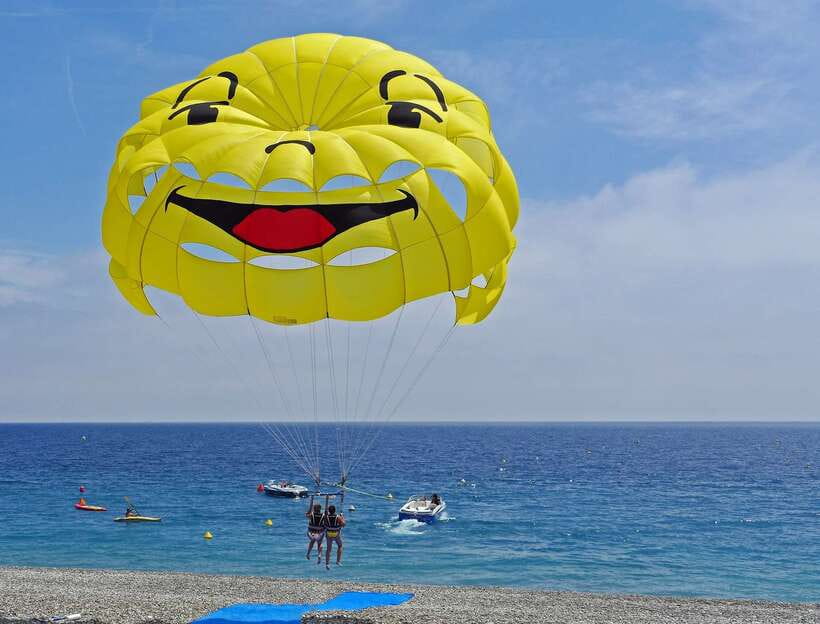 Boracay: Solo or Tandem Parasailing Experience - What to Bring and How to Prepare