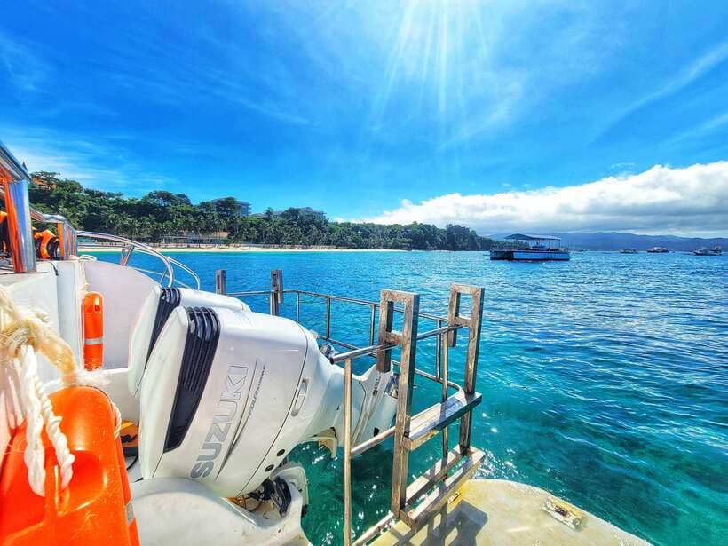 Boracay: Ultimate Party Cruise aboard the Andy World Yacht - The party mood is not fixed