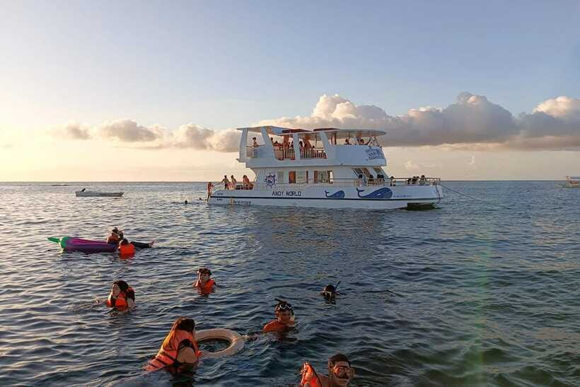 Boracay: Ultimate Party Cruise aboard the Andy World Yacht - Who should book the Andy World cruise