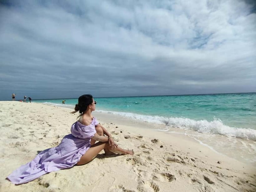 Camiguin: White Island Mantigue Island Exploration PRIVATE - Mantigue Island takes more time but rewards patience