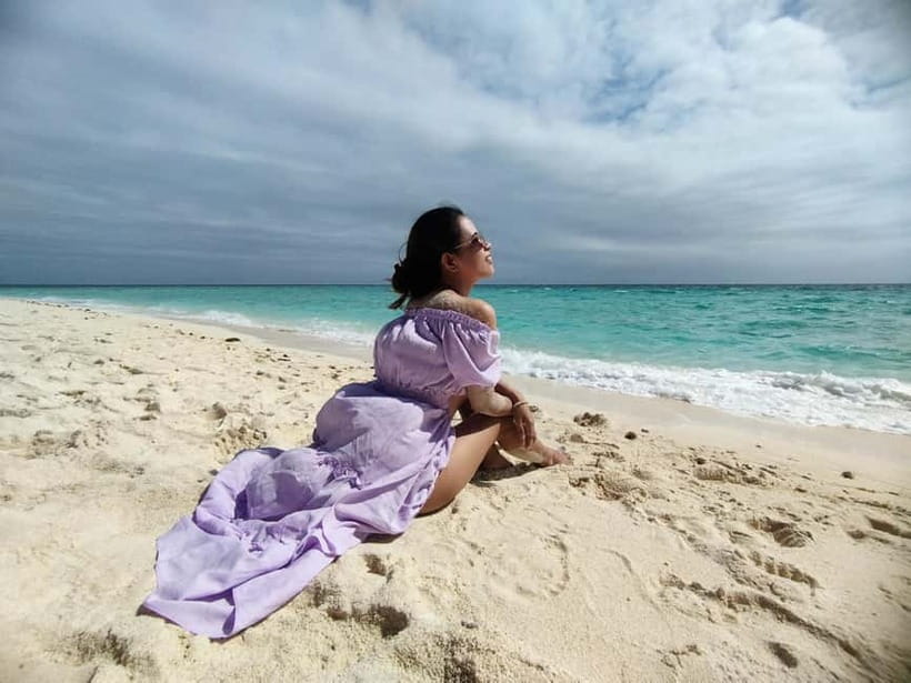 Camiguin: White Island Mantigue Island Exploration PRIVATE - White Island, a sandbar with mountain views