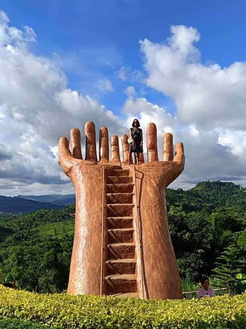 CEBU: Cebu City Heritage and Uphill Guided Tour - The uphill turn at Taoist Temple