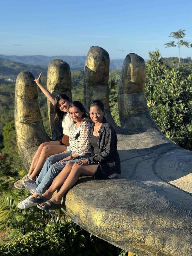 Cebu: City Highlights with Sirao Flower Garden Visit - Temple of Leah and Cebu’s hilltop views