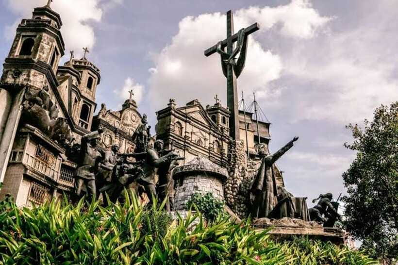 Cebu: Heritage Half-Day Tour: Explore Historic Landmarks - What the private vehicle changes