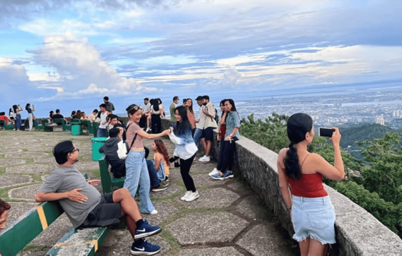 Cebu & Lapu-Lapu City Tour With Lunch at House of Lechon - Who will get the most from this day