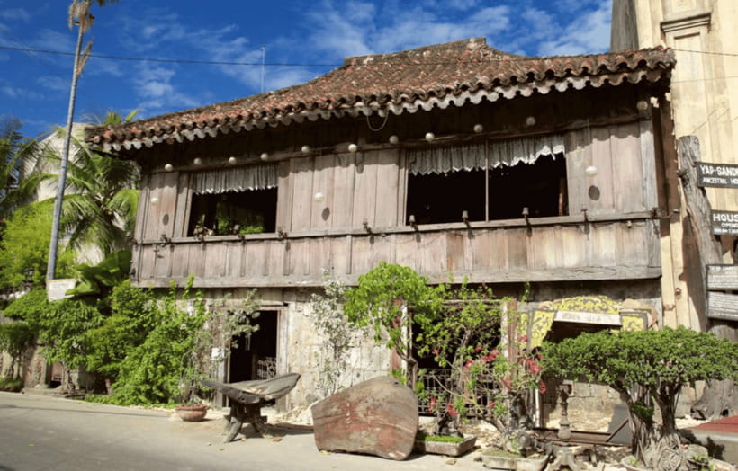 Cebu & Lapu-Lapu City Tour With Lunch at House of Lechon - What the $168 price really covers
