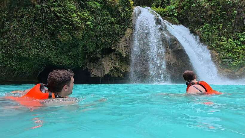 Cebu: Moalboal Sardine Run & Kawasan Falls Canyoneering - Private or shared: which is better?