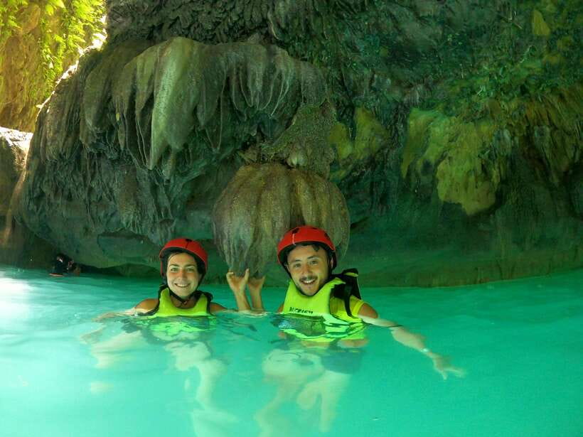Cebu: Moalboal Sardines Run Snorkel & Kawasan Canyoneering - The long road to Badian and Kawasan