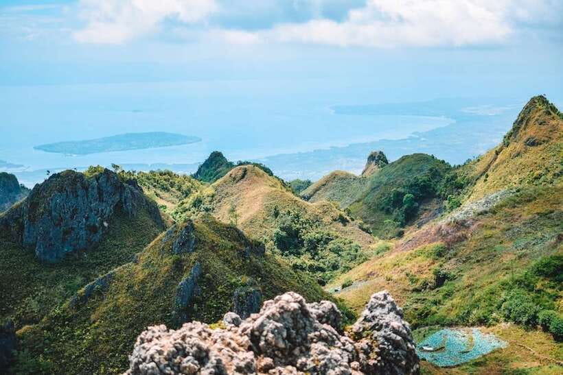 Cebu: Osmeña Peak and Kawasan Falls Canyoneering Day Trip - One day, two sides of Cebu