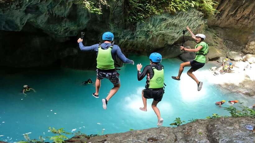 Cebu: Pescador Island, Sardines run and Kawasan Canyoneering - Badian canyoneering: three hours of wet, active fun