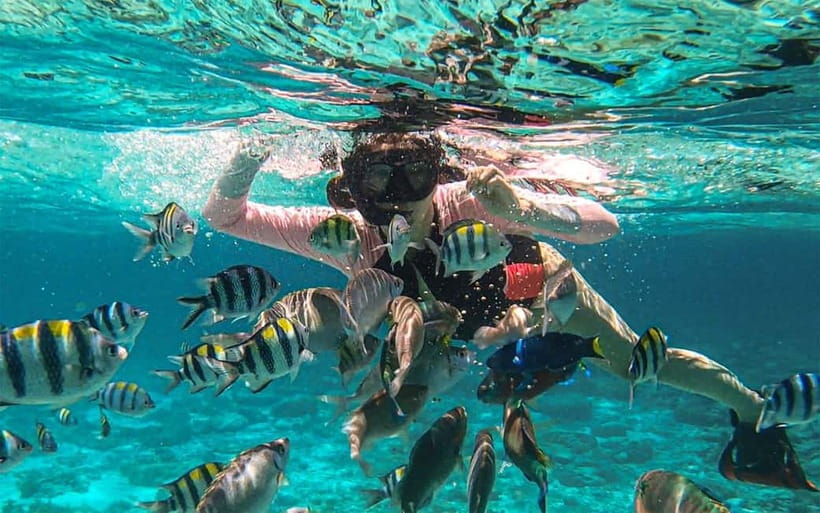 Cebu: Private Mactan Island Hopping Tour with Lunch - Leaving Cebu by private boat