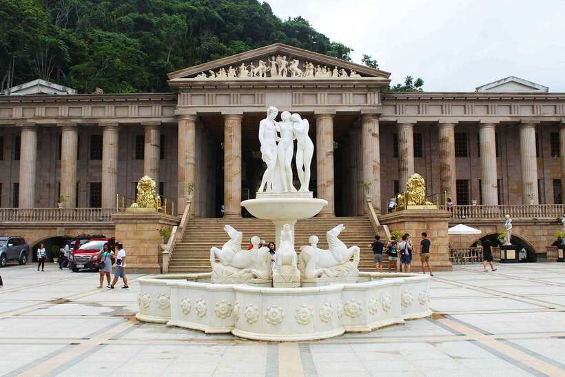 Cebu: Private Panoramic Tour with Dinner - Sirao Flower Garden’s Colorful Pause
