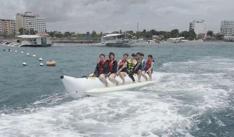 Cebu: Snorkeling + 3 Water Activity Tour - Picking between speed, balance, and towable rides