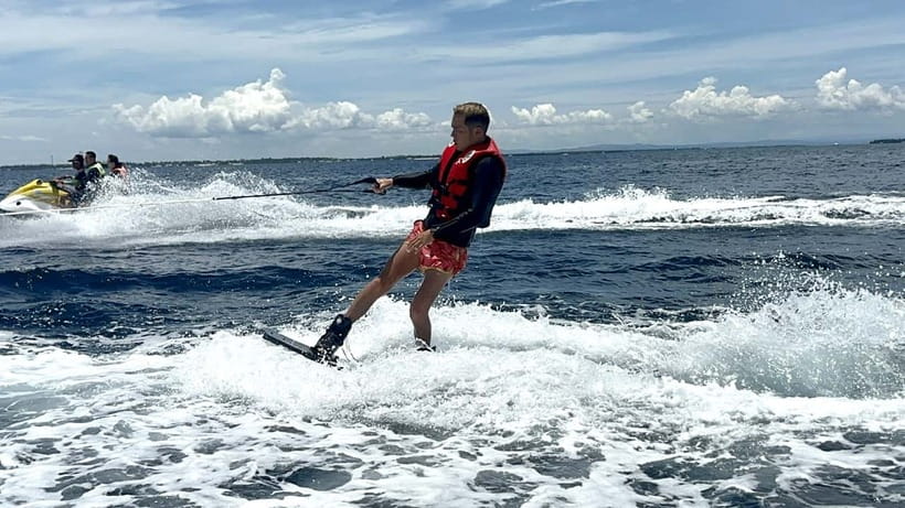 Cebu: Snorkeling + 3 Water Activity Tour - The scuba option is a separate kind of commitment