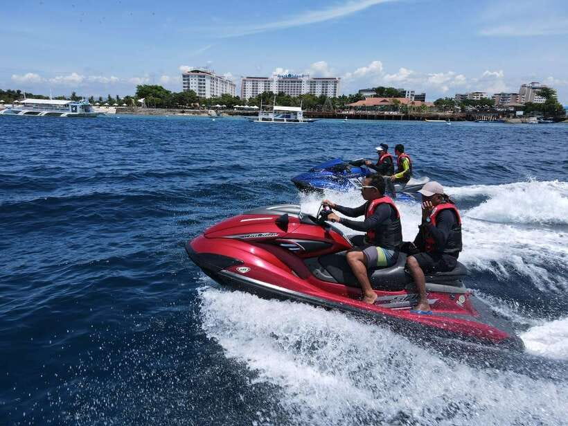 Cebu: Snorkeling + 3 Water Activity Tour - Transport helps, but only in Mactan Island