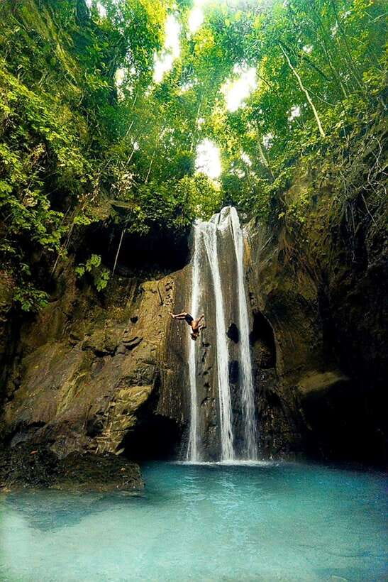 Cebu South Falls: Mantayupan, Kawasan, Inambakan & Aguinid - Mantayupan Falls starts the morning with height