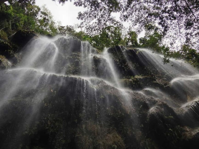 Cebu: Whaleshark Encounter, Sumilon Sandbar & Tumalog Falls - Sumilon Island’s one-hour sandbar stop