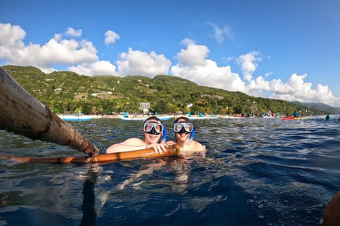 Cebu Whaleshark Tour - Preparing for the 30-minute water session