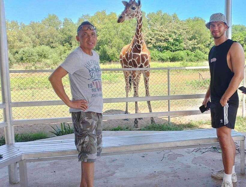 Coron: Calauit Safari Black Island Lunch & Transfer included - Why the giraffes are worth the long ride