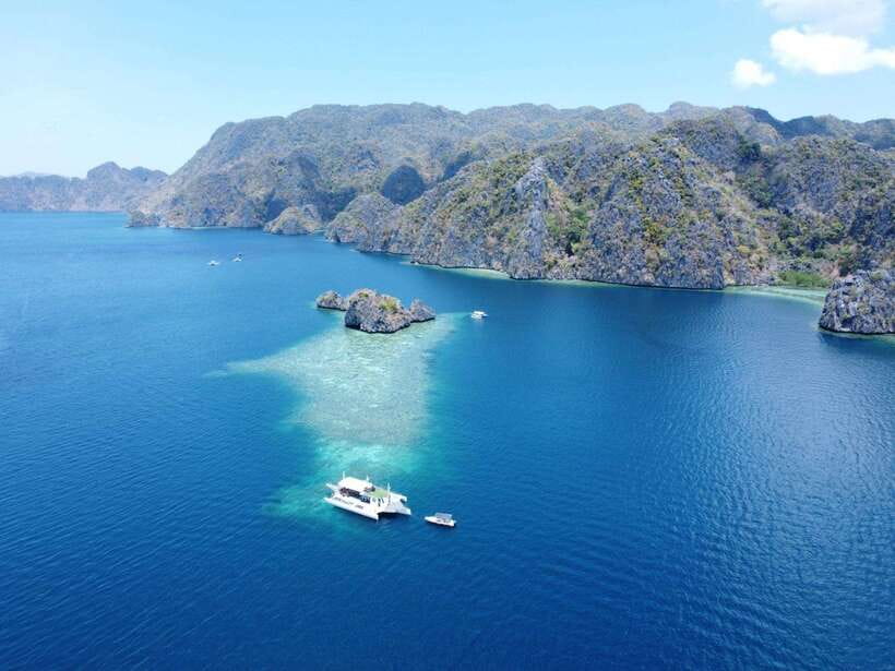 CORON:ISLAND TOUR A Lakes and Snorkeling with Corals - Malwawey Coral Garden and Twin Peaks Coral Garden