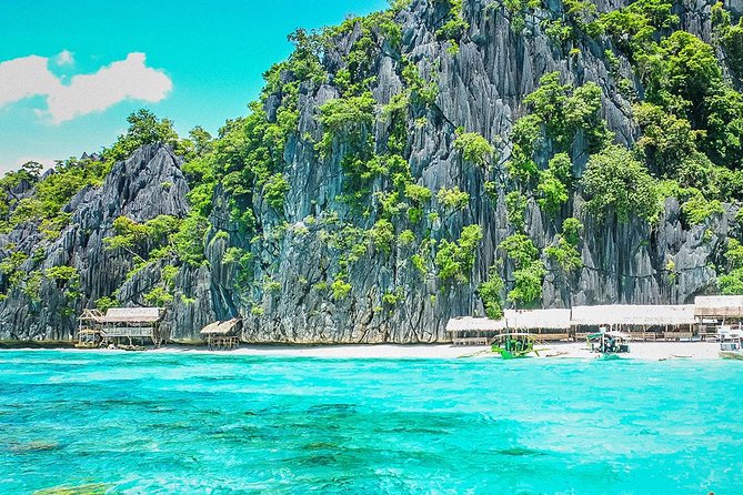 Coron Island Tour B (Private) - Barracuda Lake: a striking first stop with a rough approach
