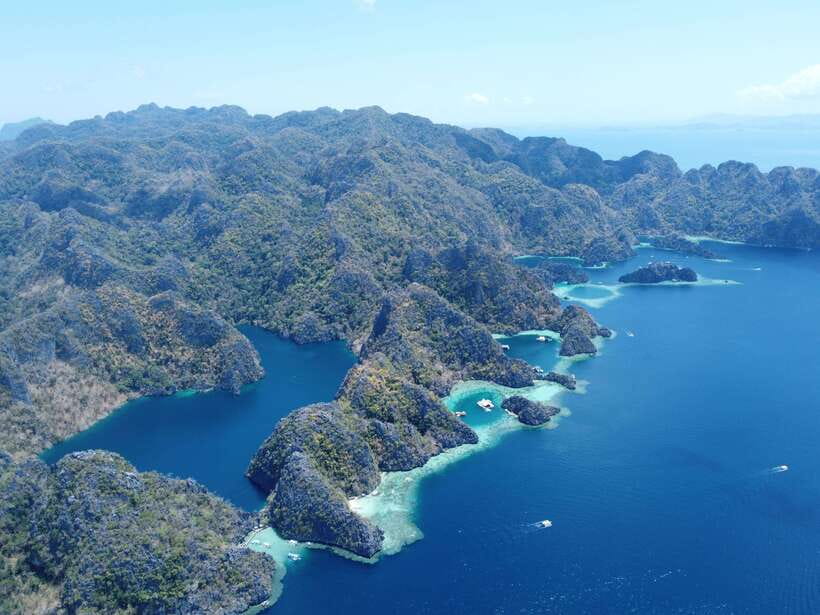 Coron: Island Tour B w/ Snorkeling & Lagoon Adventures - Guides, weather, and the pace of the day