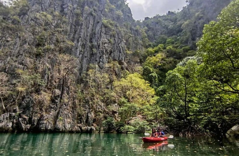Coron: North Face Kayaking Tour with Lunch and Snorkeling - Why Coron’s north face is best seen from a kayak